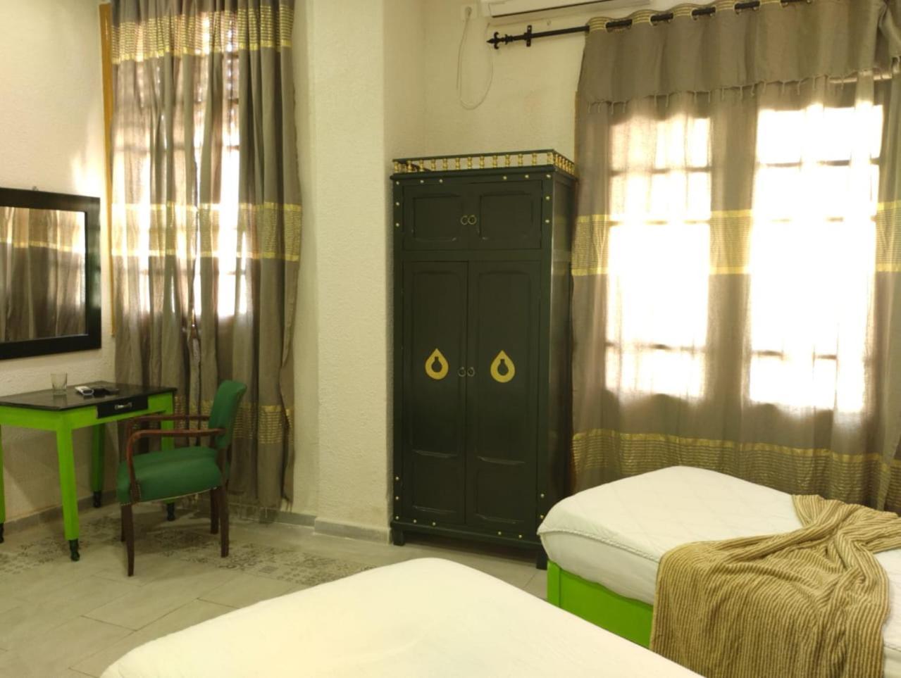 Hotel Ayachi Tunisz Kültér fotó