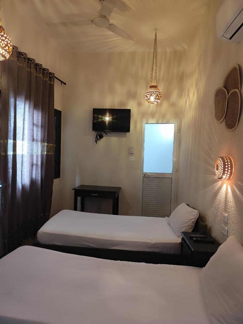 Hotel Ayachi Tunisz Kültér fotó